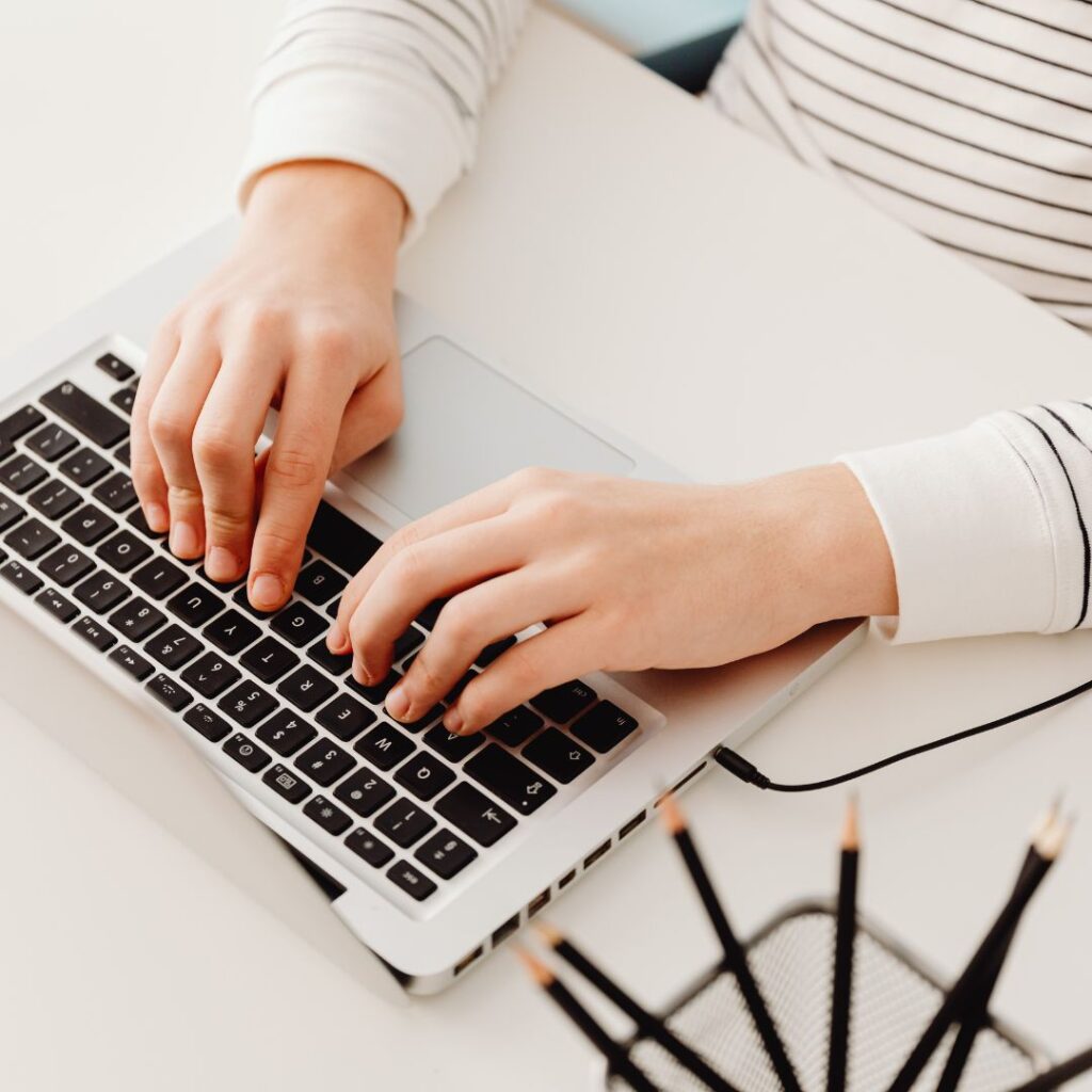 Scaling with a Virtual Assistant and AI, Virtual Assistant, AI, Business, Scaling