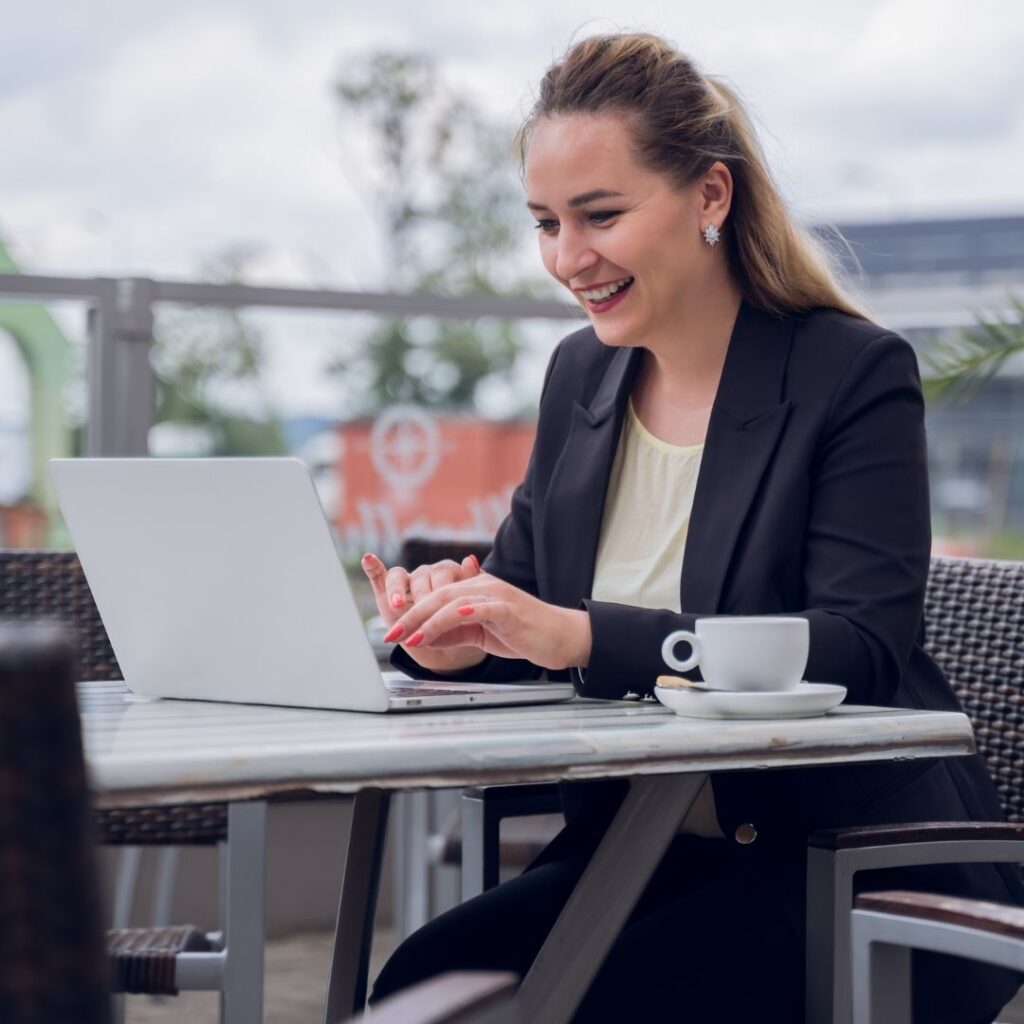 outsourcing mistakes, VA, Virtual Assistant, outsource, outsourcing
